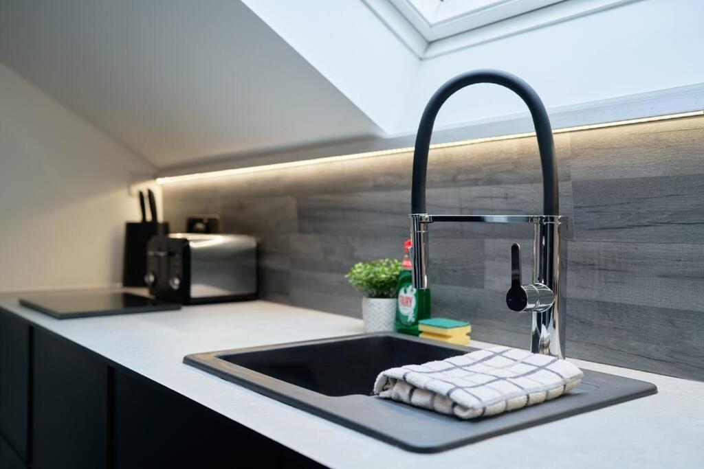 York City Central Apartment And Coffee Shop Ngoại thất bức ảnh